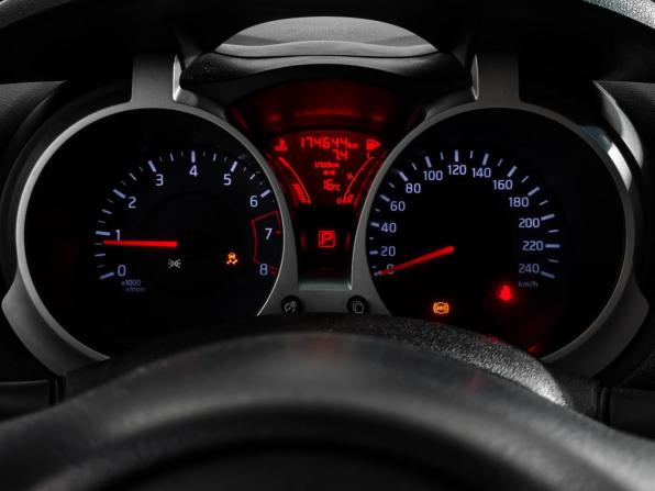 Nissan Juke I с пробегом 2013 года, цена 849 000 рублей, 174643 км, внедорожник, Автокод Объявления