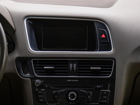 Audi Q5 I (8R) с пробегом 2010 года, цена 1 318 000 рублей, 209488 км, внедорожник, Автокод Объявления