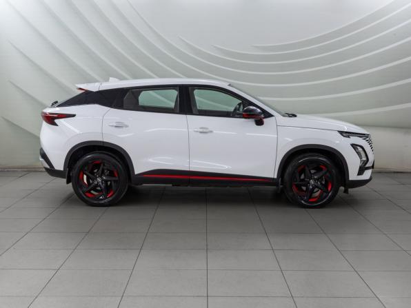 Omoda C5 I с пробегом 2024 года, цена 1 698 000 рублей, 54104 км, внедорожник, Автокод Объявления