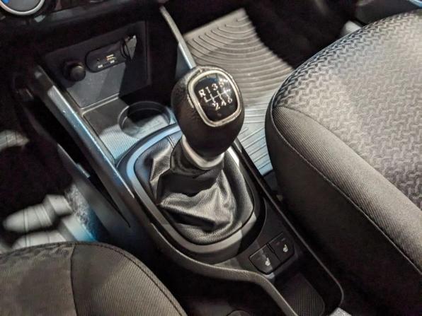 Kia Rio III Рестайлинг с пробегом 2015 года, цена 870 000 рублей, 135700 км, седан, Автокод Объявления