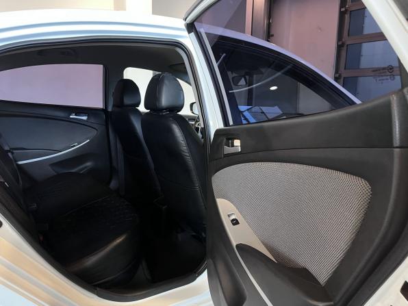 Hyundai Solaris I с пробегом 2013 года, цена 600 000 рублей, 217971 км, седан, Автокод Объявления