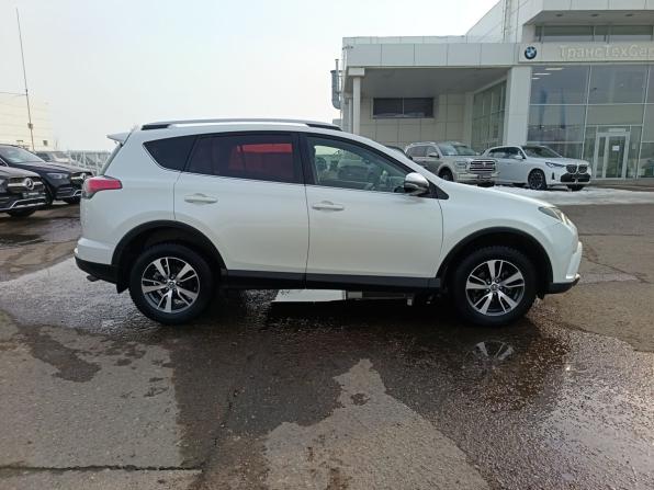 Toyota RAV4 IV (XA40) Рестайлинг с пробегом 2017 года, цена 1 895 000 рублей, 185365 км, внедорожник, Автокод Объявления