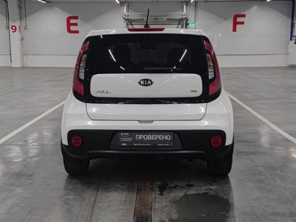 Kia Soul II Рестайлинг с пробегом 2017 года, цена 1 340 000 рублей, 160748 км, хэтчбек, Автокод Объявления