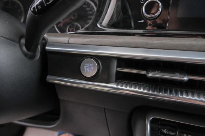 Kia K5 III с пробегом 2021 года, цена 2 349 000 рублей, 90512 км, седан, Автокод Объявления