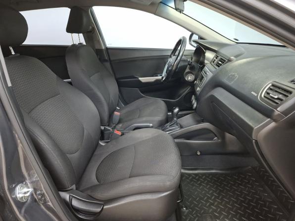 Kia Rio III Рестайлинг с пробегом 2015 года, цена 1 159 000 рублей, 119689 км, хэтчбек, Автокод Объявления