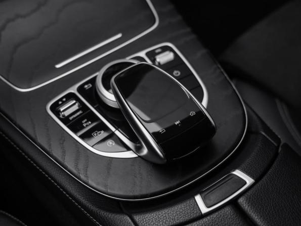 Mercedes-Benz E-Класс V (W213 S213 C238) с пробегом 2019 года, цена 3 449 000 рублей, 109320 км, седан, Автокод Объявления