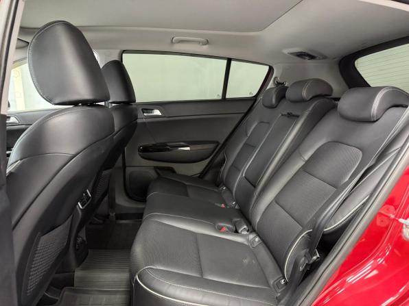 Kia Sportage IV Рестайлинг с пробегом 2021 года, цена 2 560 000 рублей, 81291 км, внедорожник, Автокод Объявления