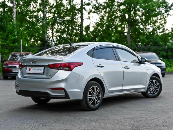 Hyundai Solaris II с пробегом 2019 года, цена 1 000 000 рублей, 187649 км, седан, Автокод Объявления