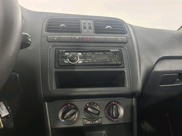 Volkswagen Polo V с пробегом 2011 года, цена 599 000 рублей, 103158 км, седан, Автокод Объявления