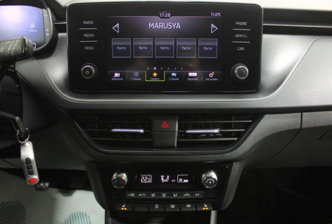 Skoda Rapid II с пробегом 2022 года, цена 1 690 000 рублей, 46344 км, лифтбек, Автокод Объявления
