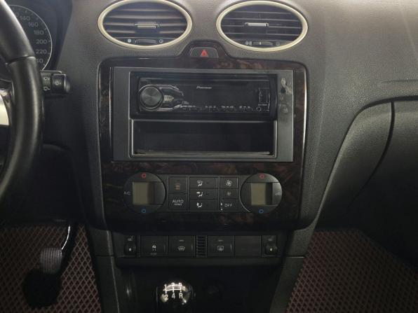 Ford Focus II с пробегом 2006 года, цена 319 000 рублей, 285503 км, седан, Автокод Объявления
