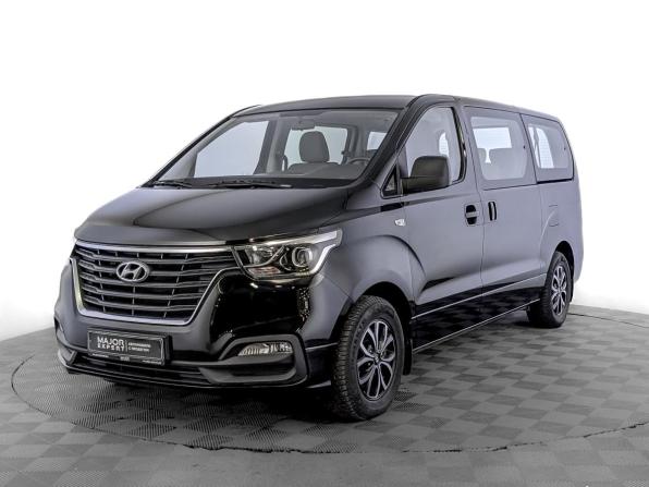 Hyundai H-1 II Рестайлинг 2 с пробегом 2019 года, цена 3 185 000 рублей, 74333 км, минивэн, Автокод Объявления
