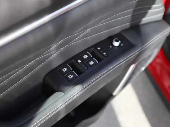 Dongfeng DFSK ix5 с пробегом 2024 года, цена 2 990 000 рублей, 1173 км, внедорожник, Автокод Объявления