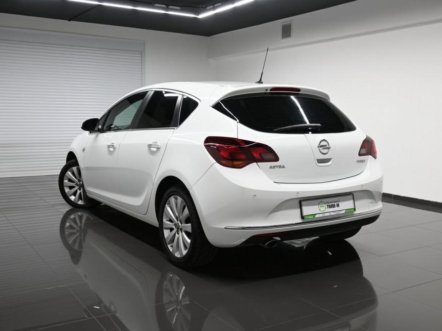 Opel Astra J Рестайлинг Тверь  - изображение 6