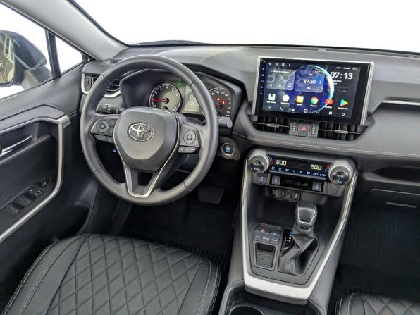 Toyota RAV4 V (XA50) с пробегом 2021 года, цена 3 396 575 рублей, 32915 км, внедорожник, Автокод Объявления