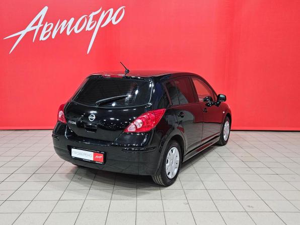 Nissan Tiida I Рестайлинг с пробегом 2011 года, цена 730 000 рублей, 135000 км, хэтчбек, Автокод Объявления