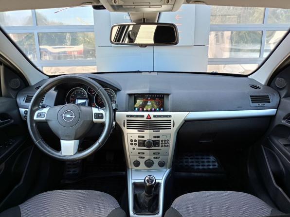 Opel Astra H Рестайлинг с пробегом 2009 года, цена 445 000 рублей, 195958 км, седан, Автокод Объявления