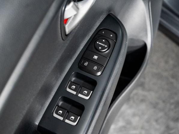 Kia Rio IV Рестайлинг с пробегом 2021 года, цена 1 199 500 рублей, 160096 км, хэтчбек, Автокод Объявления
