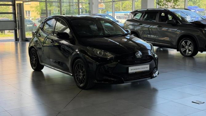 Toyota Yaris IV с пробегом 2020 года, цена 1 045 000 рублей, 93000 км, хэтчбек, Автокод Объявления