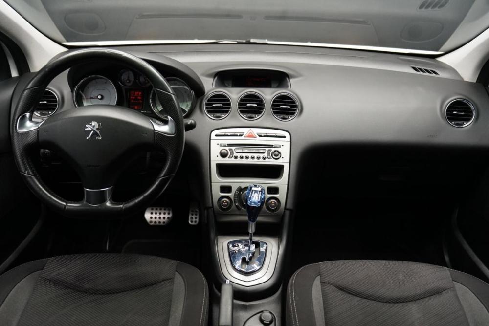 Peugeot 408 I Крым  - изображение 16