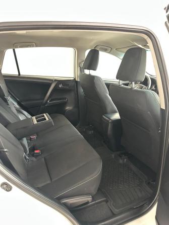 Toyota RAV4 IV (XA40) Рестайлинг с пробегом 2015 года, цена 2 198 000 рублей, 251500 км, внедорожник, Автокод Объявления