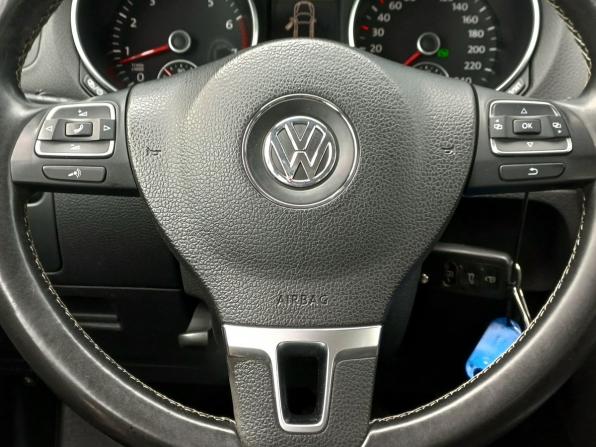 Volkswagen Golf VII с пробегом 2012 года, цена 849 000 рублей, 247292 км, хэтчбек, Автокод Объявления