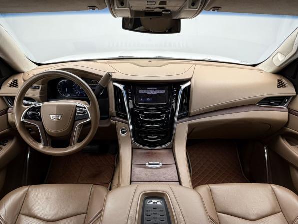 Cadillac Escalade IV с пробегом 2015 года, цена 3 849 000 рублей, 129000 км, внедорожник, Автокод Объявления