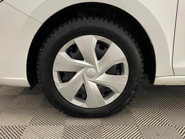 Volkswagen Polo VI с пробегом 2021 года, цена 1 595 000 рублей, 79694 км, лифтбек, Автокод Объявления