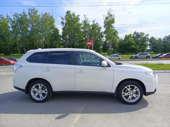 Mitsubishi Outlander III с пробегом 2013 года, цена 1 352 000 рублей, 104724 км, внедорожник, Автокод Объявления