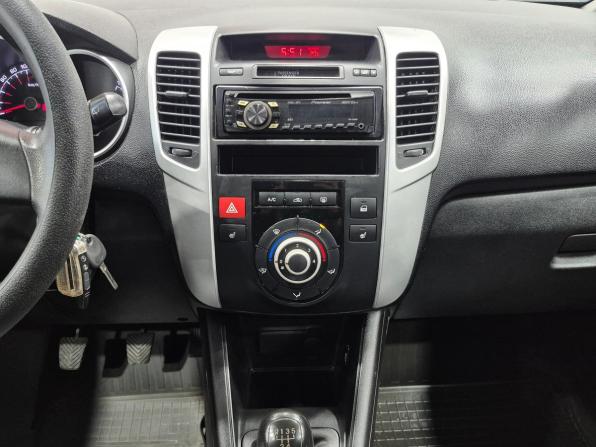 Kia Venga I с пробегом 2011 года, цена 699 000 рублей, 163000 км, минивэн, Автокод Объявления