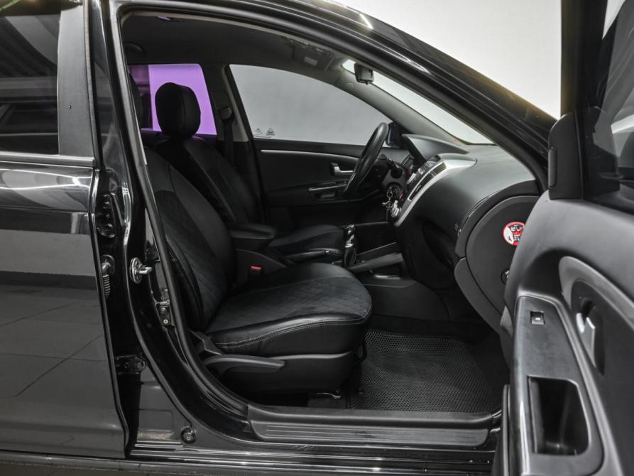 Kia Ceed I Рестайлинг Челябинск  - изображение 29