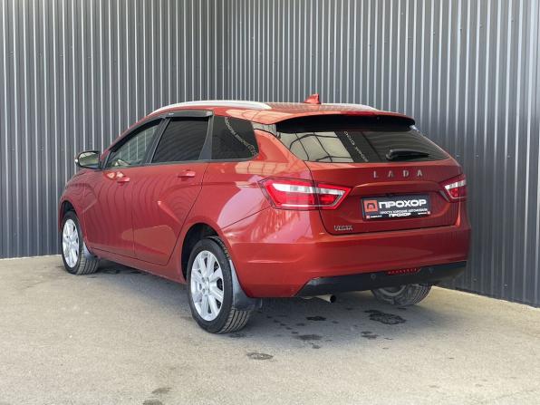 Lada (ВАЗ) Vesta I с пробегом 2022 года, цена 997 000 рублей, 169185 км, универсал, Автокод Объявления