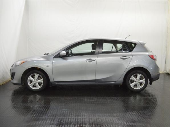 Mazda 3 II (BL) Рестайлинг с пробегом 2011 года, цена 873 000 рублей, 196451 км, хэтчбек, Автокод Объявления