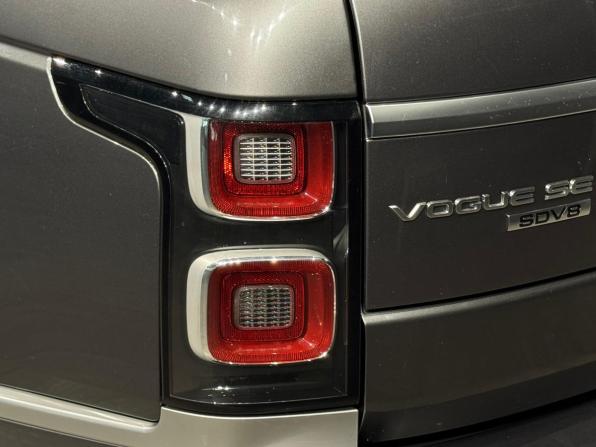 Land Rover Range Rover IV с пробегом 2014 года, цена 3 895 000 рублей, 148637 км, внедорожник, Автокод Объявления