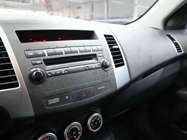 Mitsubishi Outlander II с пробегом 2008 года, цена 1 209 900 рублей, 140118 км, внедорожник, Автокод Объявления