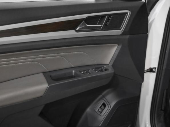 Volkswagen Teramont I Рестайлинг с пробегом 2021 года, цена 3 349 000 рублей, 192907 км, внедорожник, Автокод Объявления