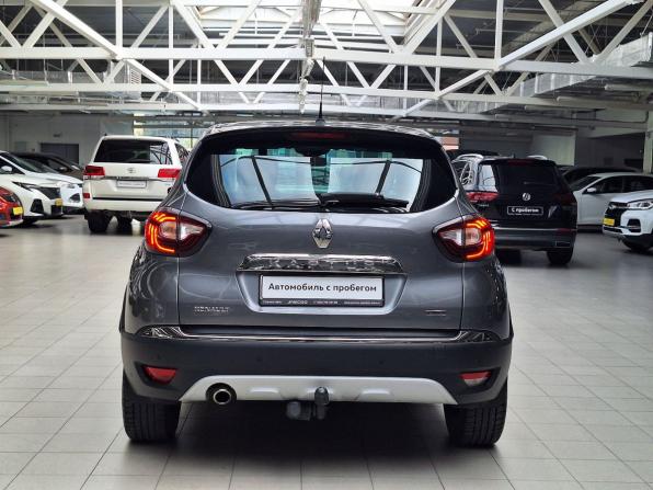 Renault Kaptur I с пробегом 2018 года, цена 1 390 000 рублей, 162000 км, внедорожник, Автокод Объявления