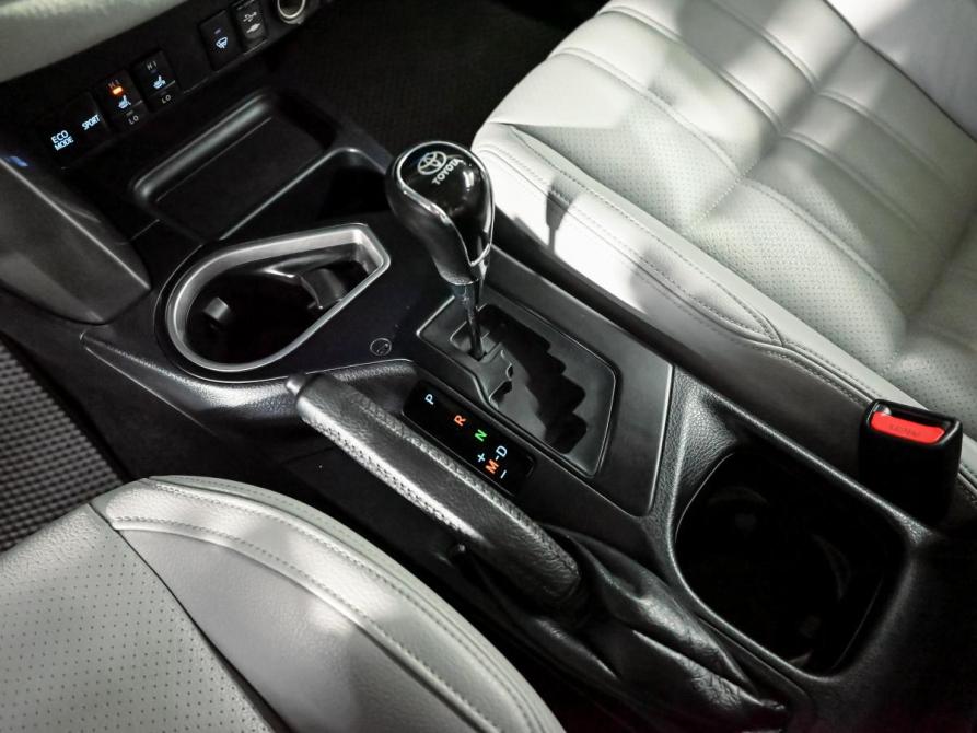 Toyota RAV4 IV (XA40) Рестайлинг Екатеринбург  - изображение 14