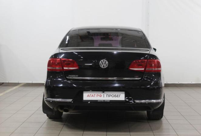 Volkswagen Passat B7 с пробегом 2011 года, цена 850 000 рублей, 284483 км, седан, Автокод Объявления