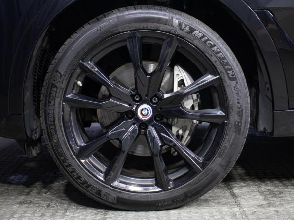 BMW X7 I (G07) Рестайлинг с пробегом 2023 года, цена 12 250 000 рублей, 87000 км, внедорожник, Автокод Объявления