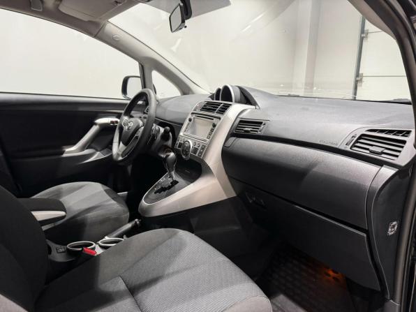 Toyota Verso I с пробегом 2012 года, цена 1 082 068 рублей, 193822 км, компактвэн, Автокод Объявления