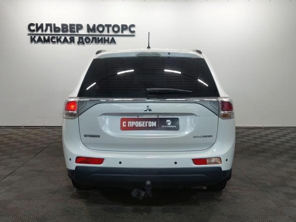 Mitsubishi Outlander III с пробегом 2012 года, цена 1 135 000 рублей, 263472 км, внедорожник, Автокод Объявления