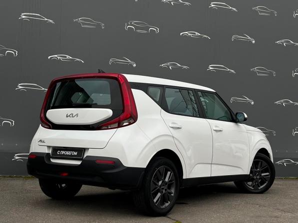 Kia Soul III с пробегом 2022 года, цена 2 192 700 рублей, 55909 км, хэтчбек, Автокод Объявления