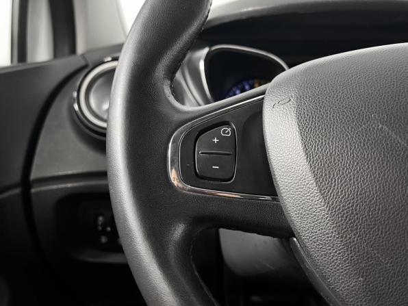 Renault Kaptur I с пробегом 2016 года, цена 1 085 000 рублей, 173878 км, внедорожник, Автокод Объявления
