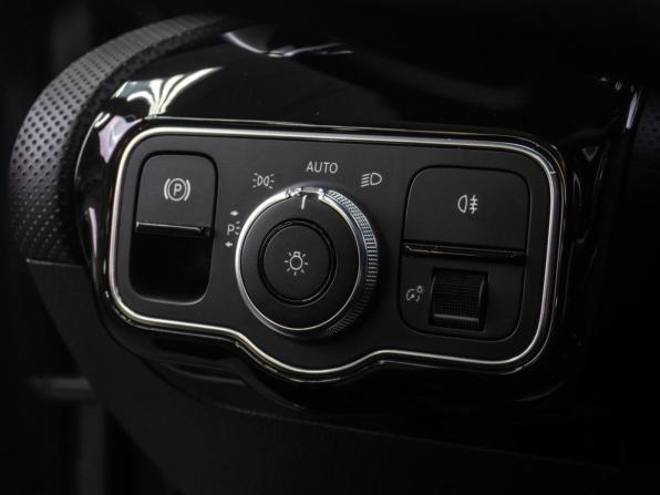 Mercedes-Benz CLA II (C118 X118) с пробегом 2020 года, цена 2 839 000 рублей, 110026 км, седан, Автокод Объявления