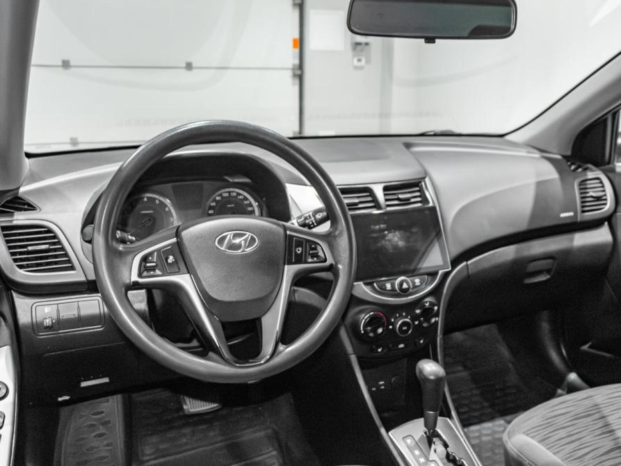 Hyundai Solaris I Рестайлинг Екатеринбург  - изображение 11