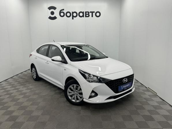 Hyundai Solaris II Рестайлинг с пробегом 2021 года, цена 1 775 000 рублей, 40653 км, седан, Автокод Объявления
