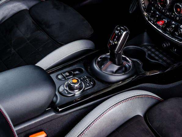 Mini Clubman II Рестайлинг с пробегом 2020 года, цена 3 399 900 рублей, 119812 км, универсал, Автокод Объявления