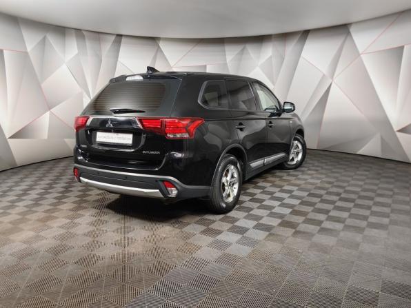 Mitsubishi Outlander III Рестайлинг 2 с пробегом 2018 года, цена 1 439 000 рублей, 175843 км, внедорожник, Автокод Объявления