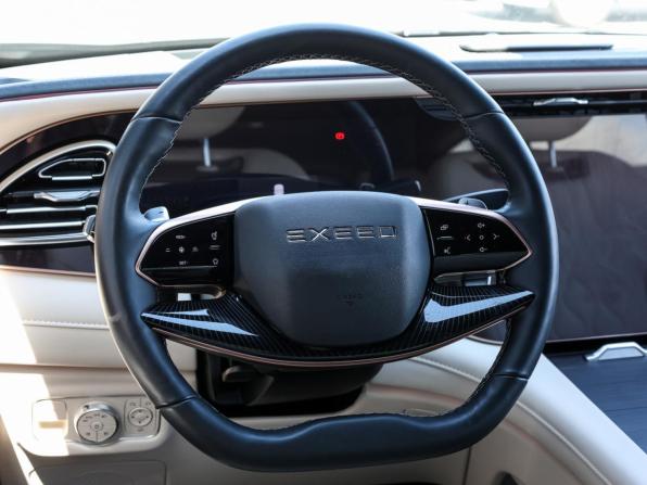 Exeed VX I Рестайлинг с пробегом 2024 года, цена 3 379 000 рублей, 50619 км, внедорожник, Автокод Объявления